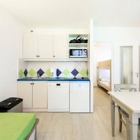 Bel Appartement Vue Sur Piscine 1 Chambre Fermee Et 1 Espace Cabine Saint-Raphaël Екстериор снимка